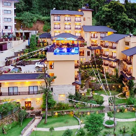 Bar Peepal Resort Покхара Экстерьер фото The Glades Resort and Villas