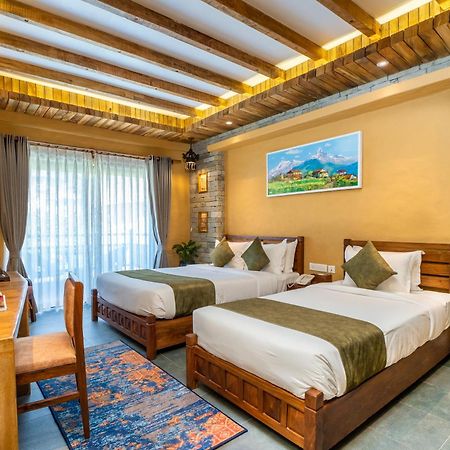 Bar Peepal Resort Покхара Экстерьер фото Deluxe Room