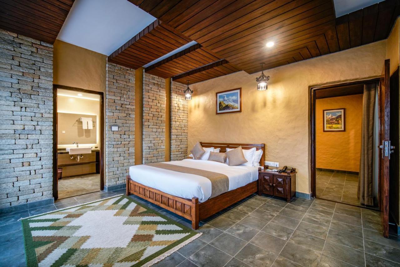 Bar Peepal Resort Покхара Экстерьер фото Deluxe Room