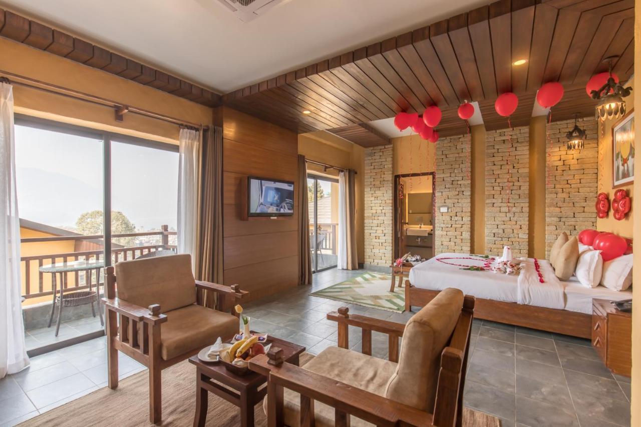 Bar Peepal Resort Покхара Экстерьер фото Deluxe Suite