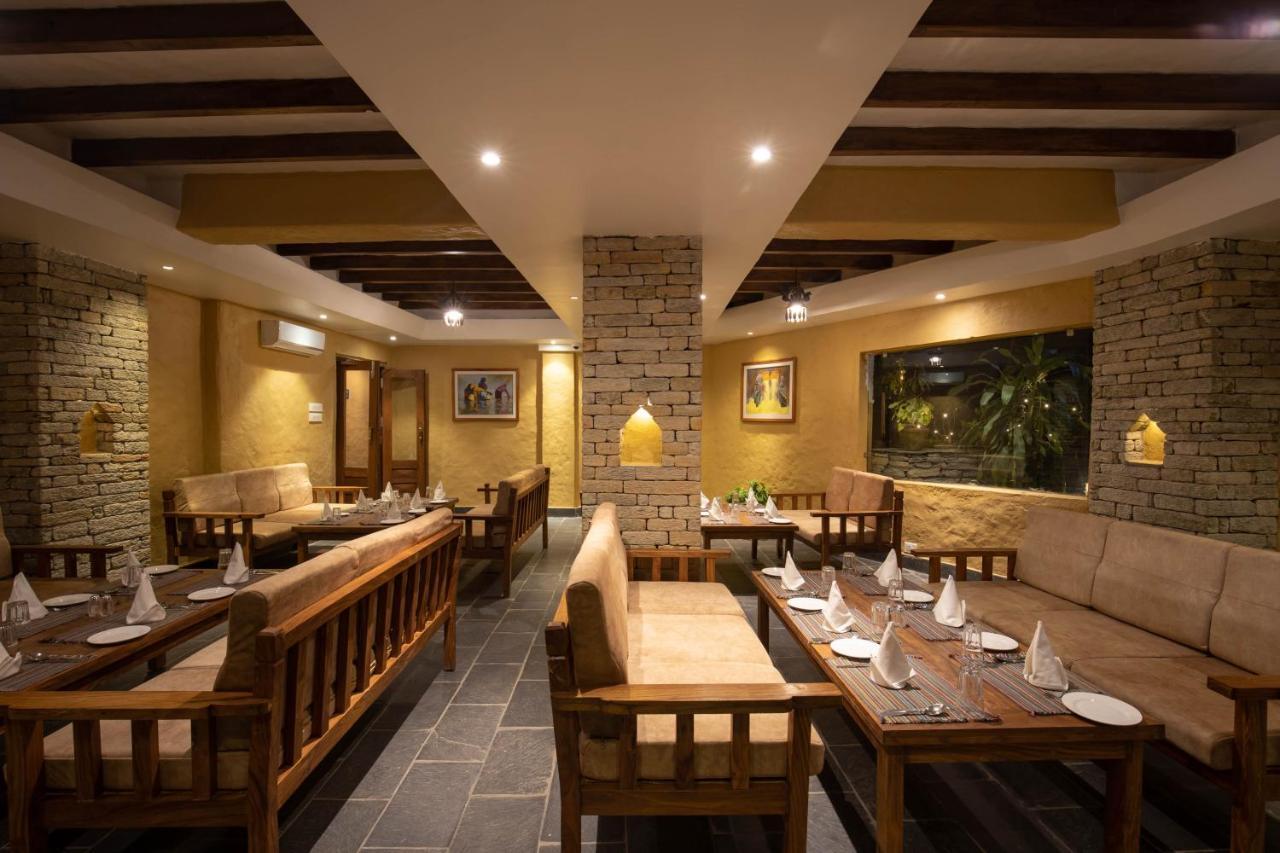 Bar Peepal Resort Покхара Экстерьер фото The interior of a restaurant in Kathmandu, Nepal