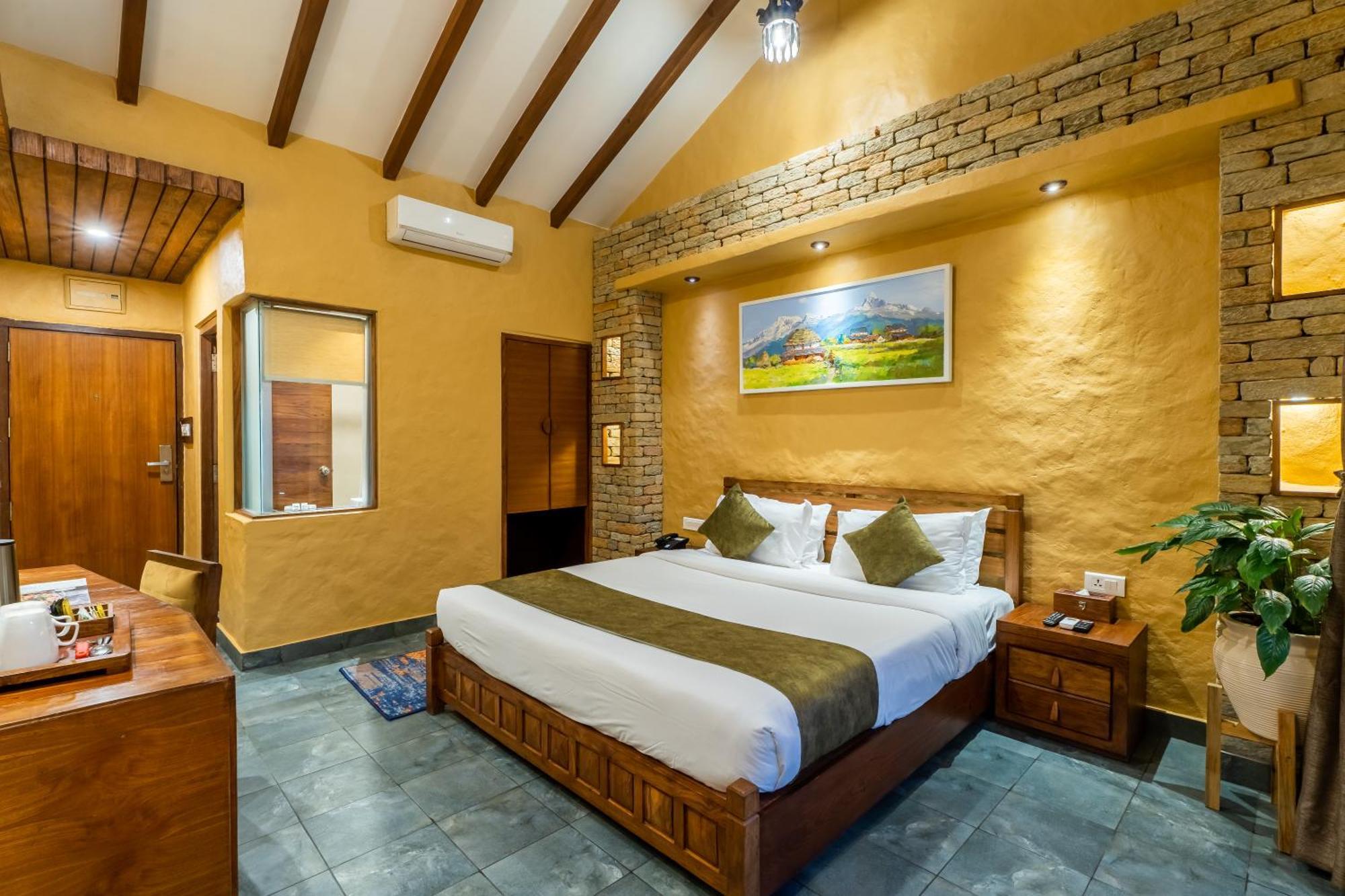 Bar Peepal Resort Покхара Экстерьер фото Deluxe Room