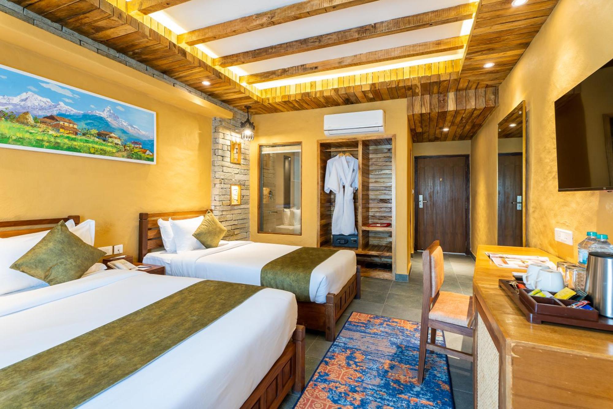 Bar Peepal Resort Покхара Экстерьер фото Deluxe Room